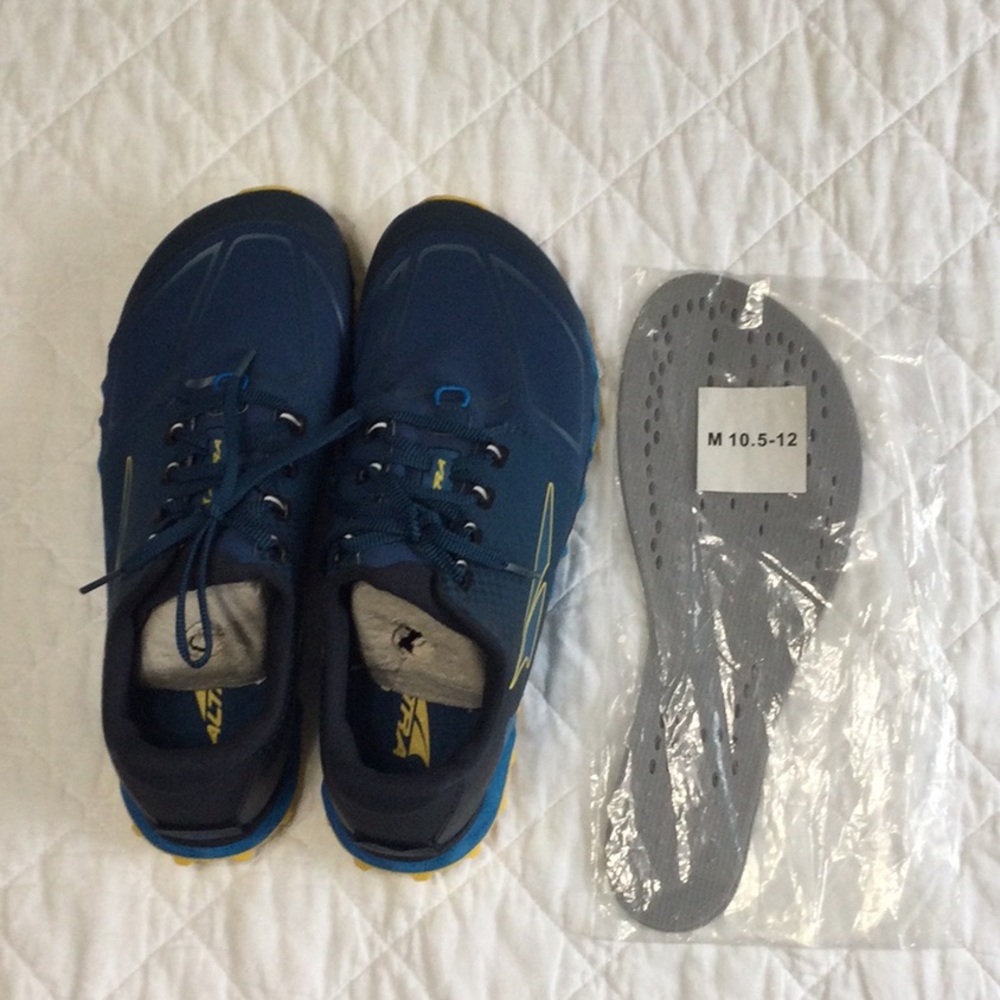 Altra Men's Navy and Yellow Athletic Shoes